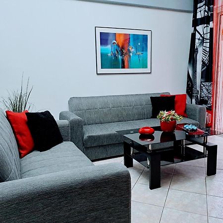Bright Apartment In Nea Palatia • Oropos Exteriér fotografie