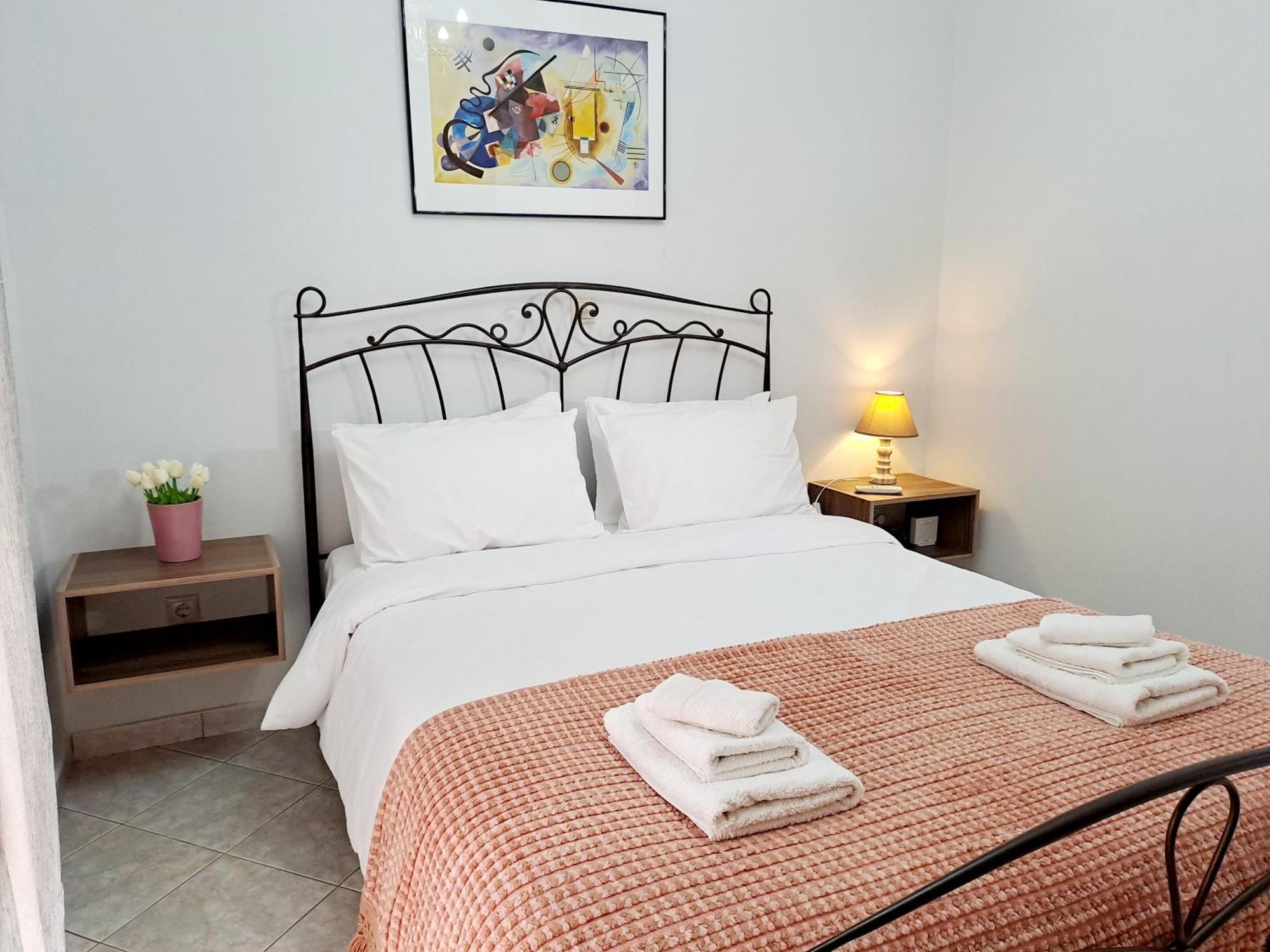 Bright Apartment In Nea Palatia • Oropos Exteriér fotografie