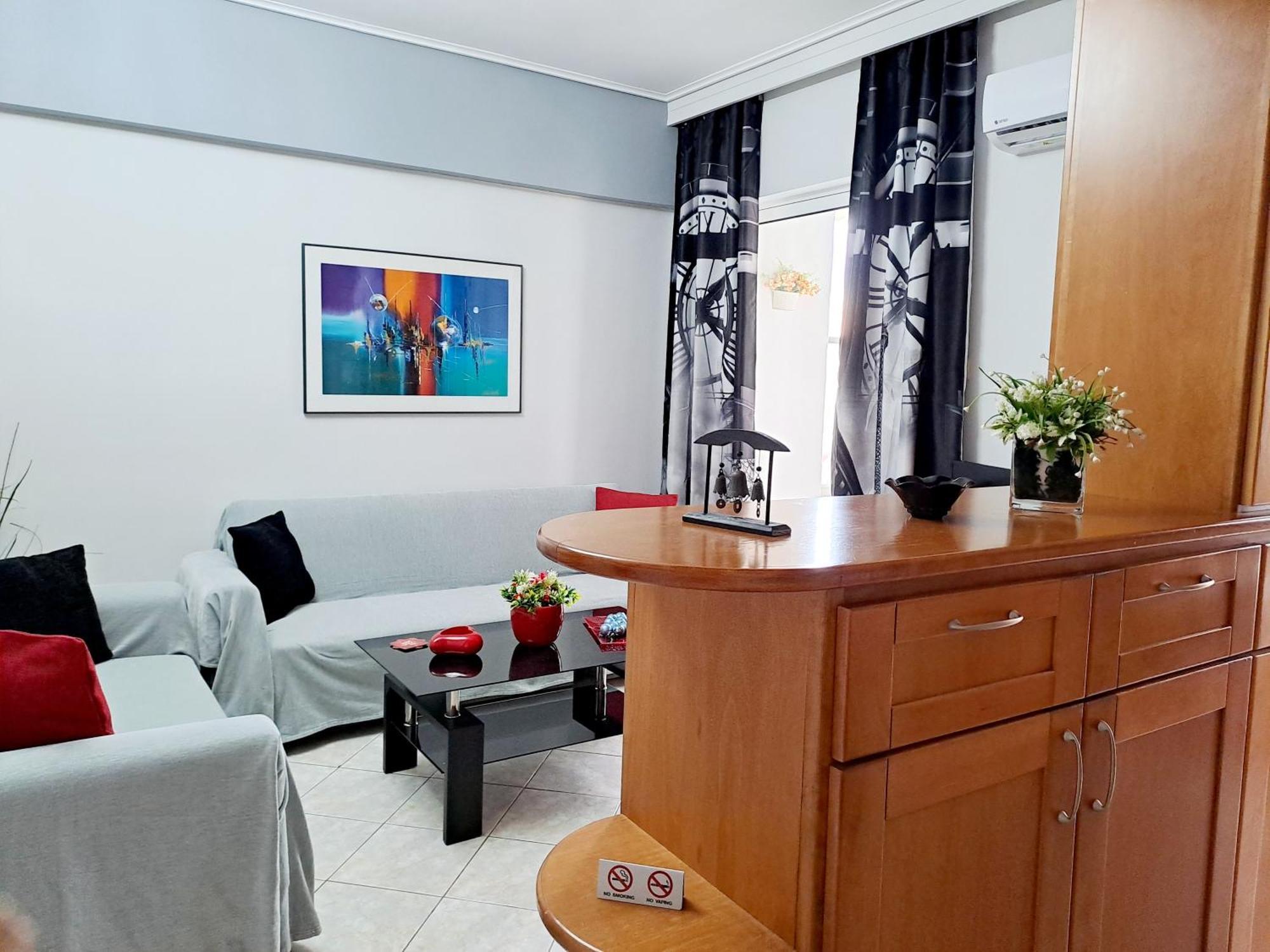 Bright Apartment In Nea Palatia • Oropos Exteriér fotografie